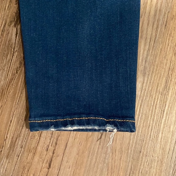 COPY - AE Medium Wash Jeans - Picture 5 of 5